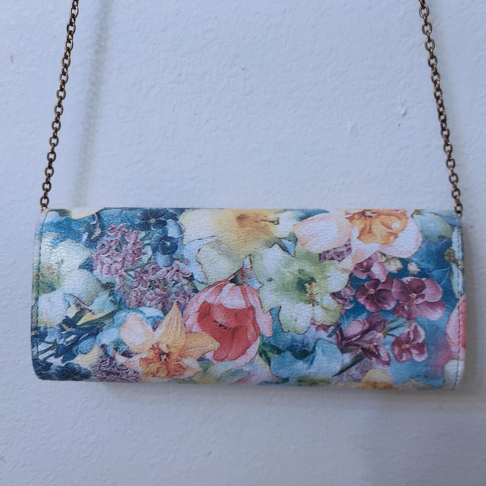 Gunne Sax by Jessica McClintock Floral Snap Lined Clutch Purse with Chain